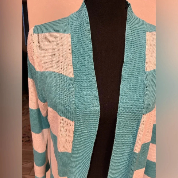 Talbots size Medium Petite linen cardigan sweater - Picture 4 of 8